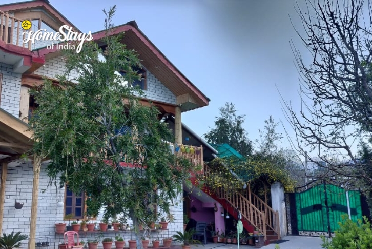 Exterior, Haripur Homestay Manali