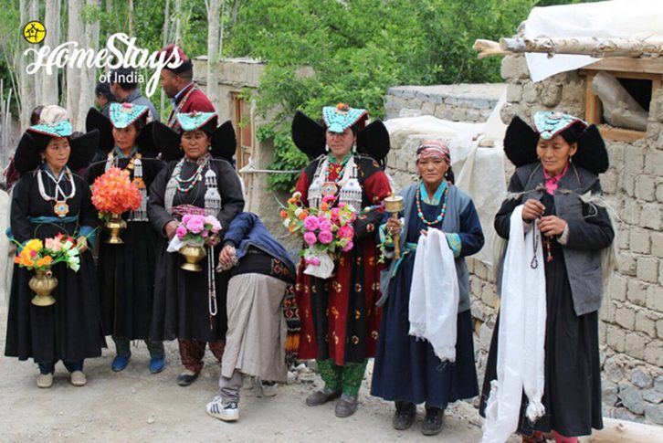Aryans Women_Achinathang Homestay-Ladakh