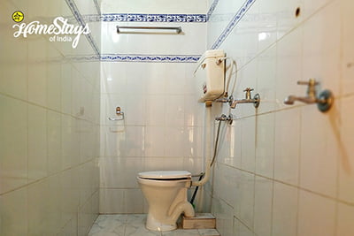 Bathroom_Chaukori-Homestay
