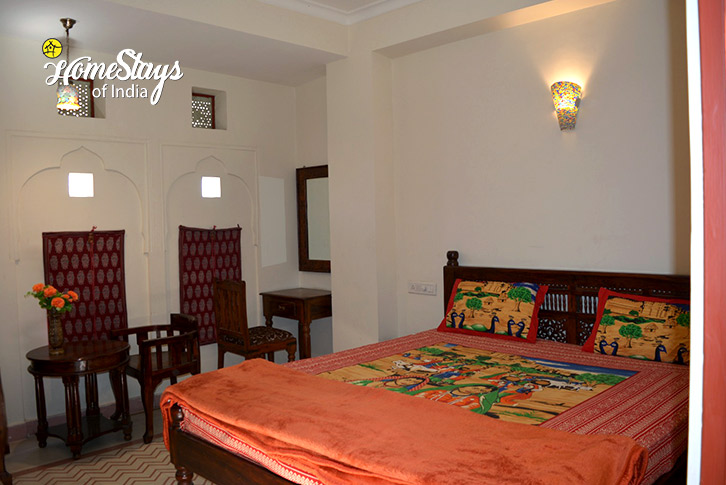 Classic Room 2-Gangapole Heritage Homestay-Jaipur