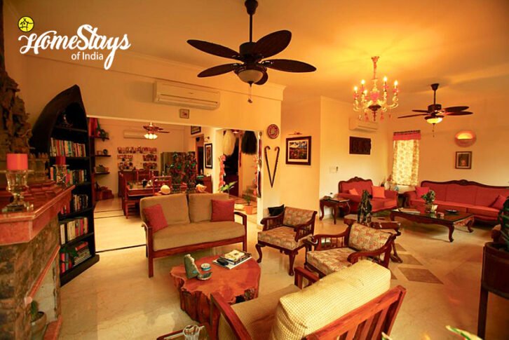 Drawing-Room_Dera-Bassi-Homestay