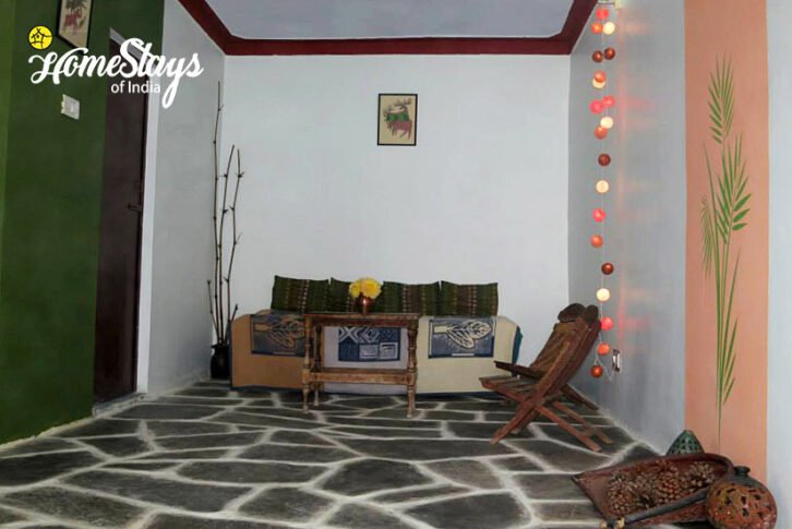 Drawing-Room_Gopeshwar Homestay