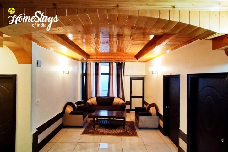 Drawing Room_Jagoti Homestay-Mashobra