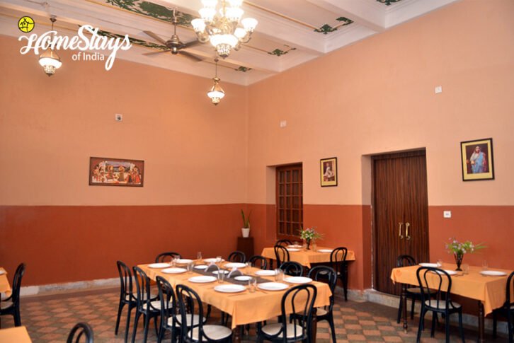Royal-Dining_Jhargram-Heritage-Homestay