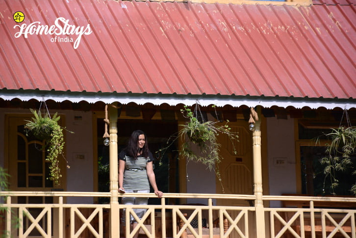 Balconey-4-SumaRopa-Homestay-Kasol