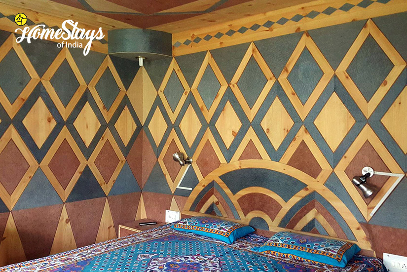 Bedroom-3__Narkanda-Homestay
