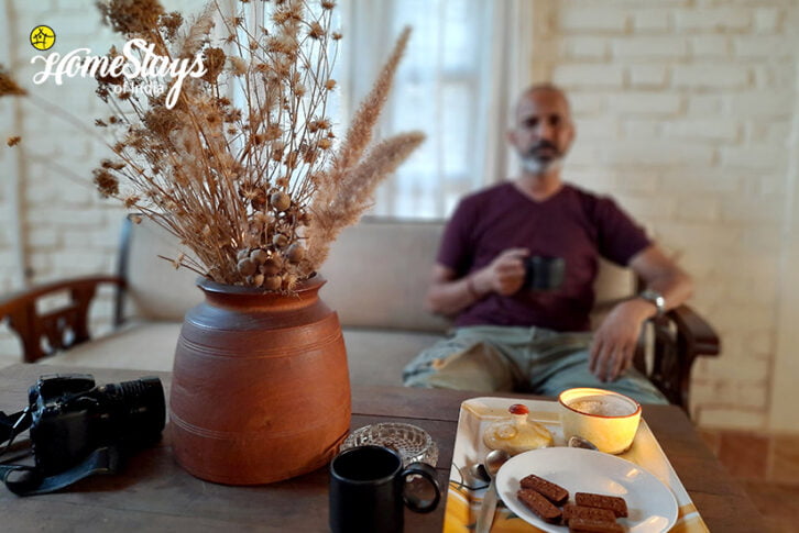 Tea-Time-Kotabagh-Homestay