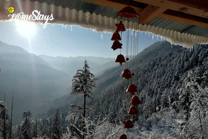 Winter-View-Balcony-House-of-Bahu