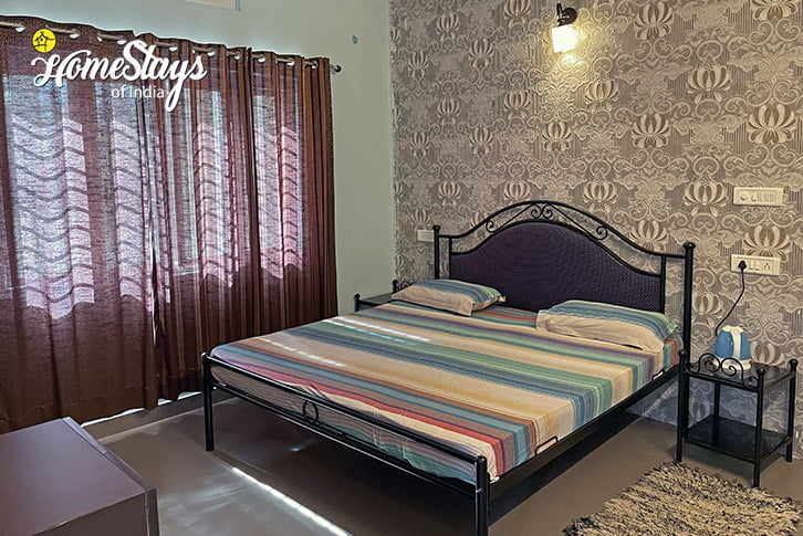 BedRoom-01-Majhaun Homestay-Dehradun