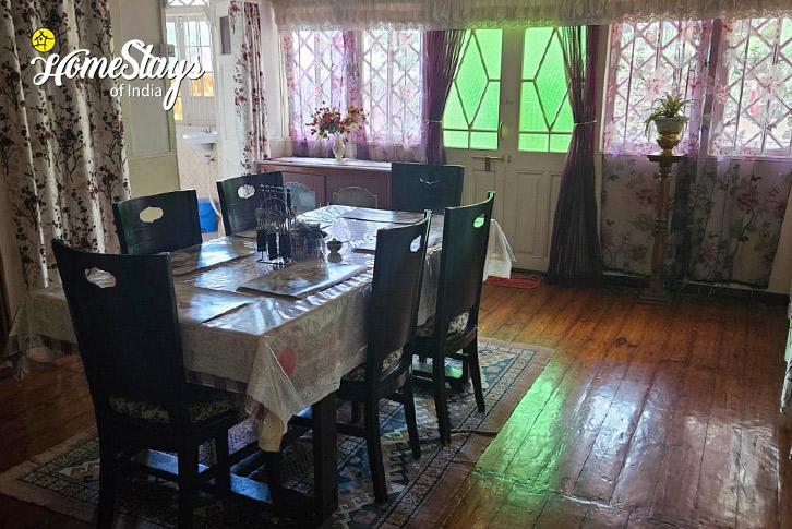 Dinning-Laitumkhrah-Heritage-Homestay-Shillong