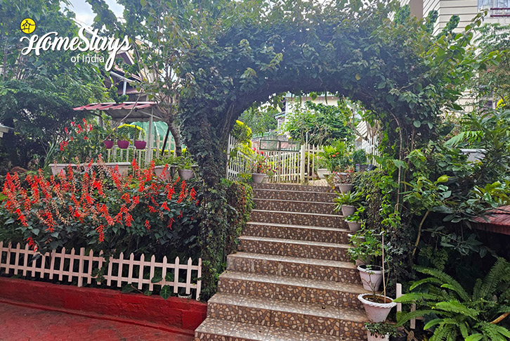 Main-Entrance-Laitumkhrah-Heritage-Homestay-Shillong