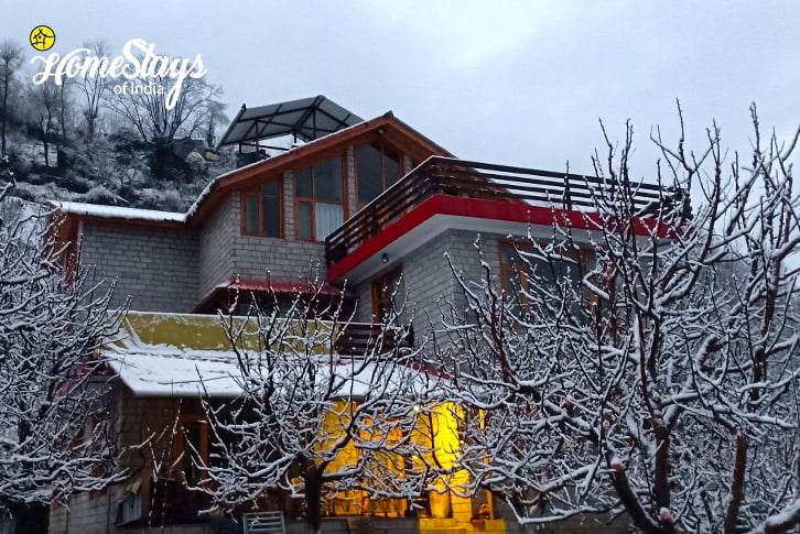 Winter-17 Miles-Riverside-Homestay-Manali