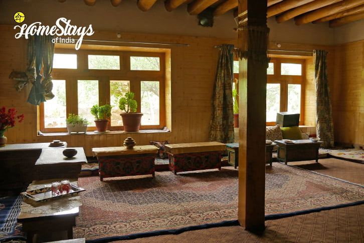 Dinning-2-Temisgam Homestay-Leh