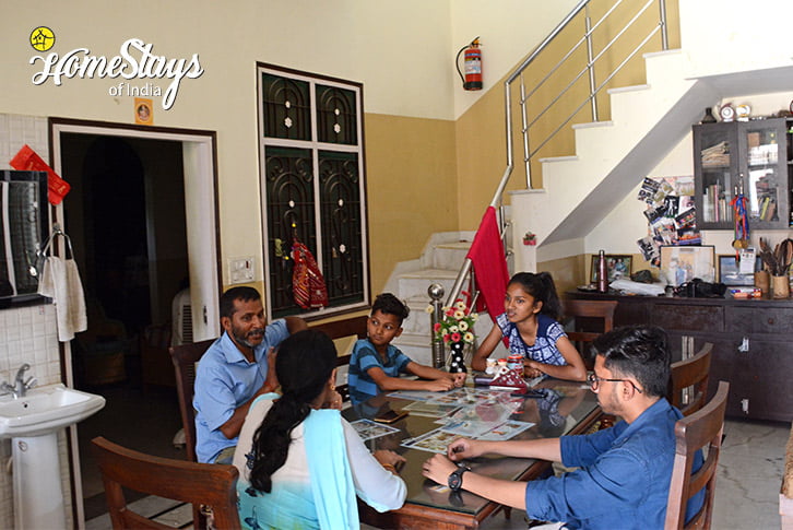 Dinning-Teda-Village-Homestay-Corbett