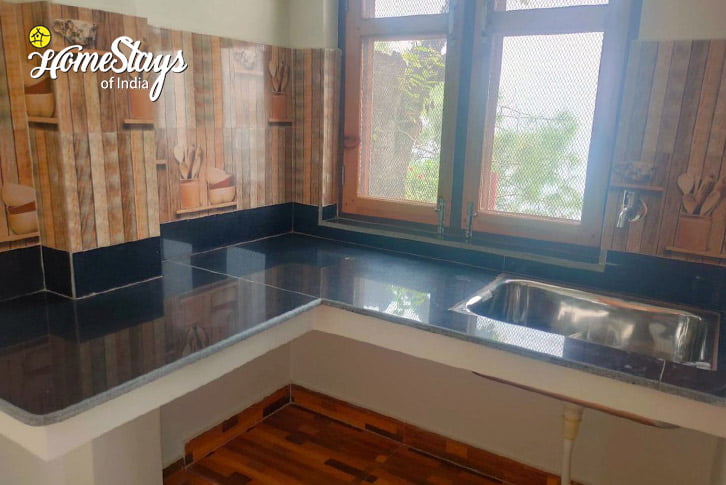 Kitchen-Matena Homestay-Kasar Devi-Almora
