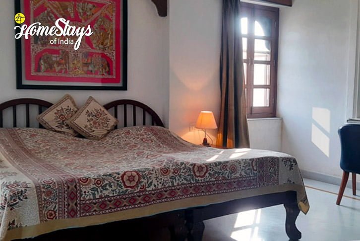 Bedroom1-Hilltop Castle Heritage Homestay-Udaipur