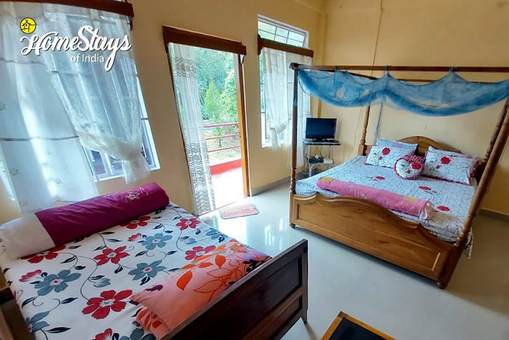 Bedroom6-By The River Homestay-Mawlynnong