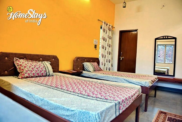 Bedroom2-Wonder Women Homestay-Ajmer