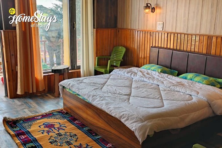 BedRoom3-Udiyari-Homestay-Chaukori