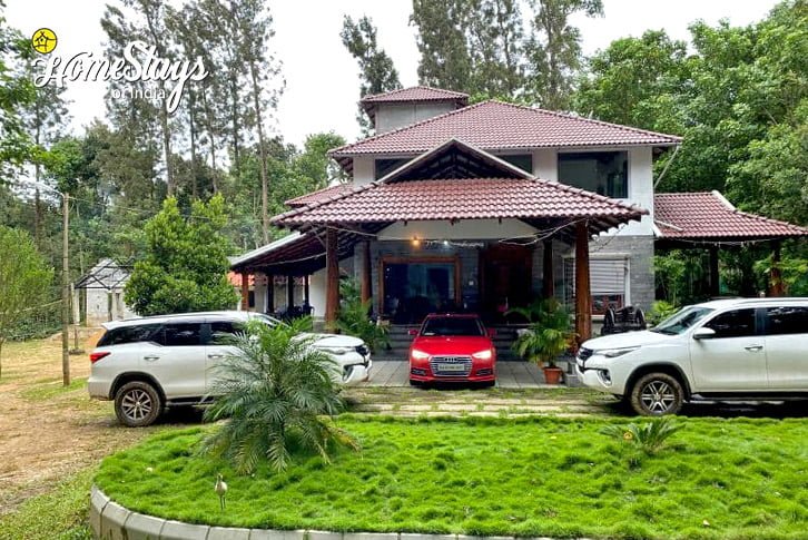 Exterior1-The Coffee Manor Homestay-Sakleshpur