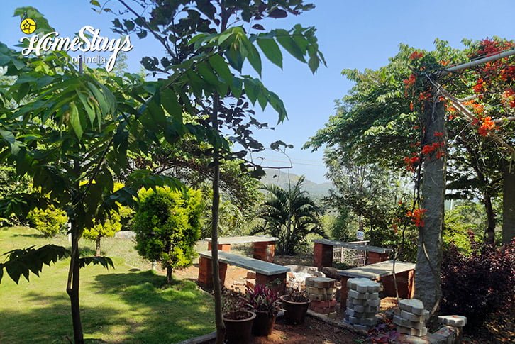 Garden-Sitting-Kanive Hill Abode-Chikmagalur