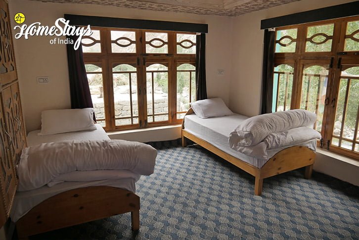 Room-2-Hanu Riverside Homestay-Aryan Valley