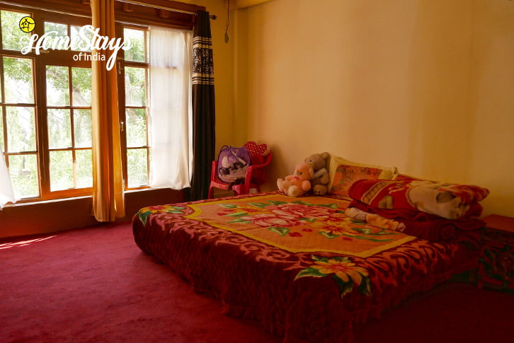 Room-2-Tsogsti Community Homestay