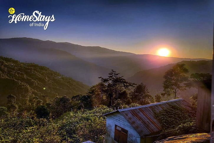 Sunrise-Virgin-Nature-Homestay-Darjeeling