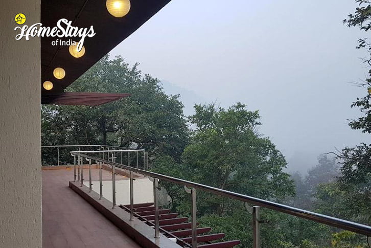 Balcony-1-The Countryside Villa - Khandala Valley
