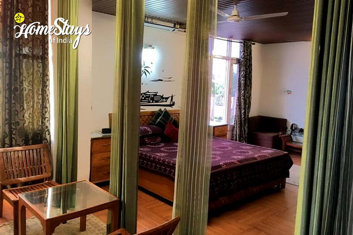 Bedroom-13-Classy Abode Homestay-Jammu