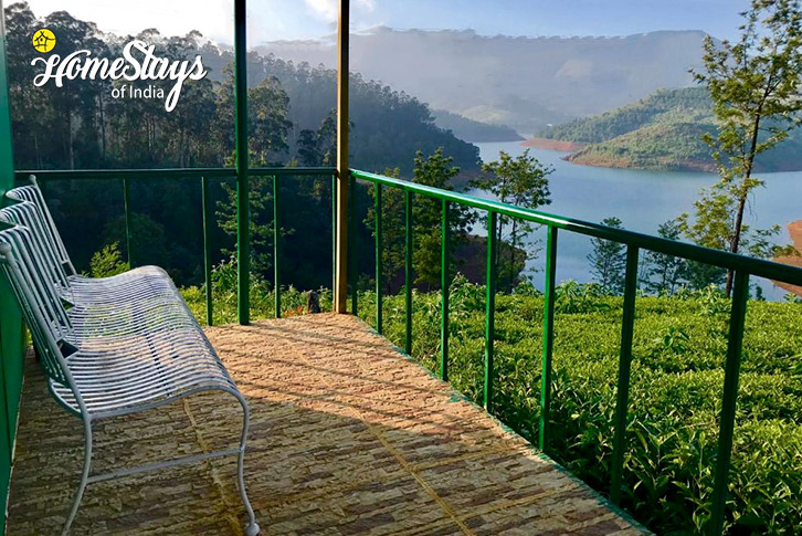 Balconey-2-Tea-By-The-Lake-Homestay-Ooty