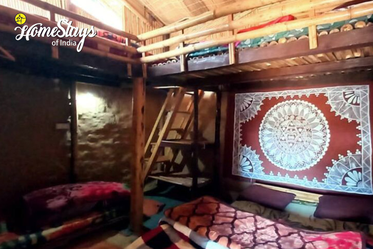 Room-2-Rising-Sun-Eco-Homestay-Kanatal