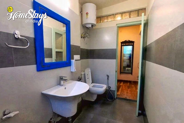 Bathroom-2-Sounds of Nature Homestay-Bhimtal