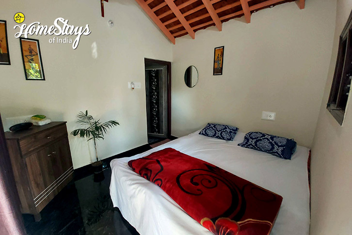 Bedroom-1-Jungle-Galore-Homestay-Kabini-Mysore