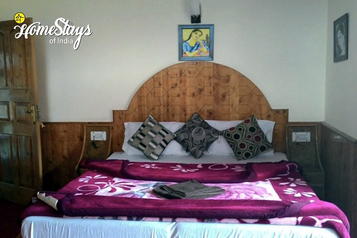 Bedroom-6-Dream Cottage-Manali