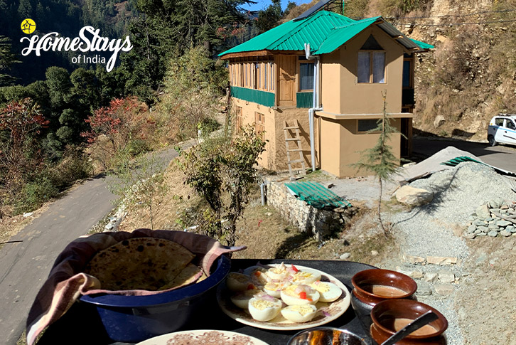 Breakfast-with-tea-Mountain Breeze Homestay-Jibhi
