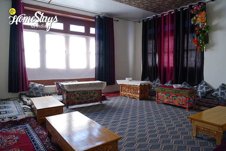 Dinning-Traveller's Den Homestay-Hemis
