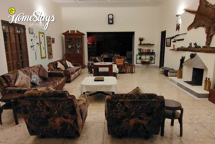 Drawing-Room-Eutopia-Tea-Estate-Heritage-Homestay-Dhekiajuli