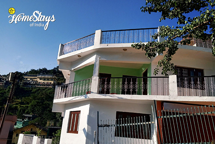 Exterior-2-Cozy Nest Homestay-Joshimath