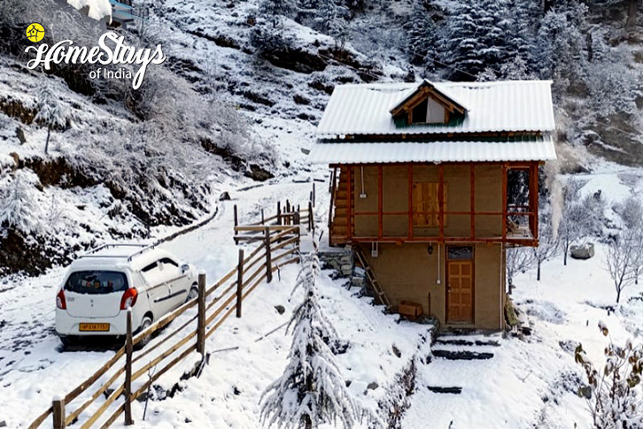 Winter-2-Mountain-Breeze-Homestay-Jibhi