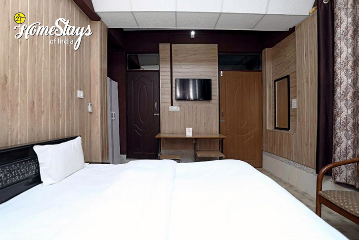Bedroom-3-Go-Green-Homestay-Dehradun