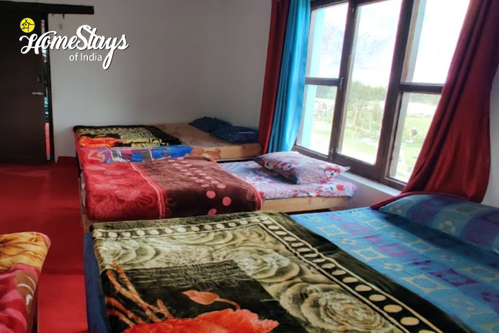 Family Room-3-Moody Moon LakeView Homestay-Pangong-Merak