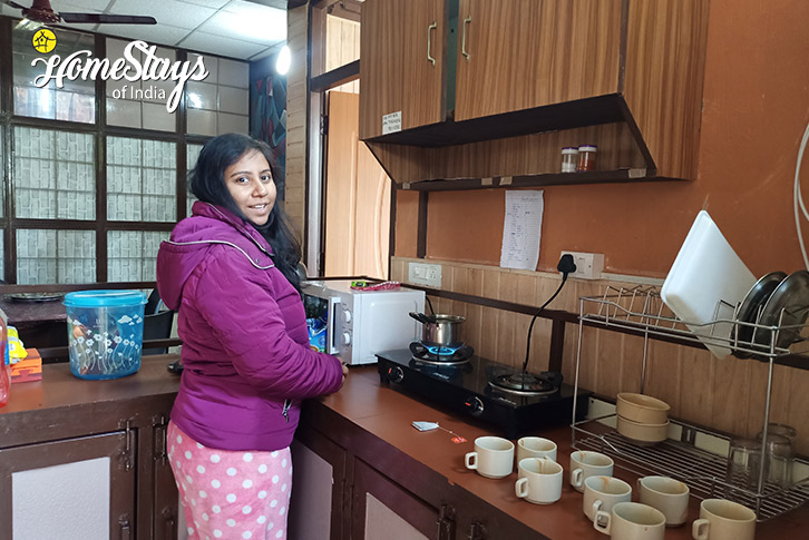 Kitchen-Go-Green-Homestay-Dehradun