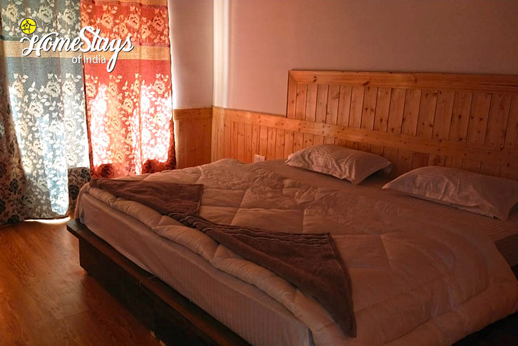 Room-6-Sumur-Homestay-Nubra Valley-Ladakh