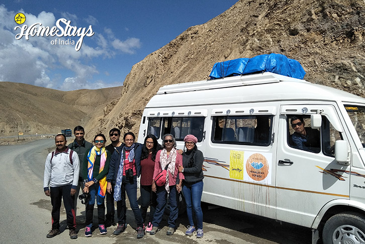 Group Travel-Himalayan Voyage-HOI Trips
