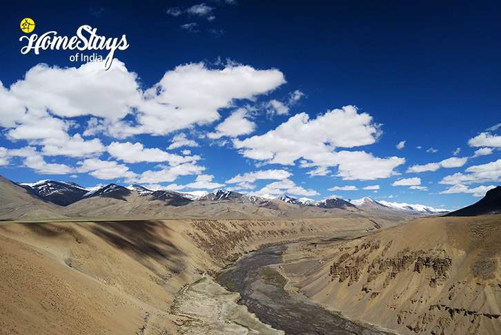 Landscape-Himalayan Voyage-HOI Trips
