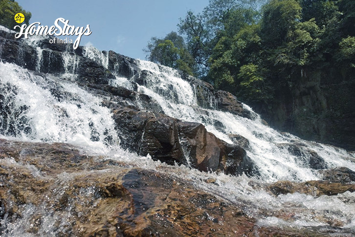 Waterfall-1--Khasi Pride Homestay, Nohwet-Mawlynnong