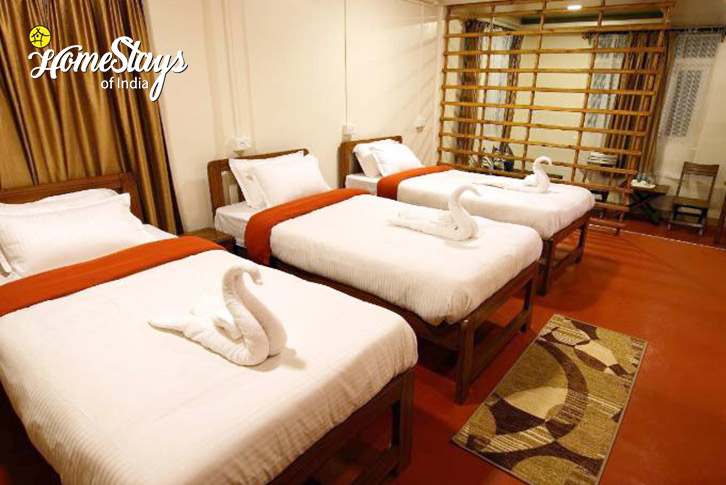 Triple-Bedroom-Star of Shillong Homestay