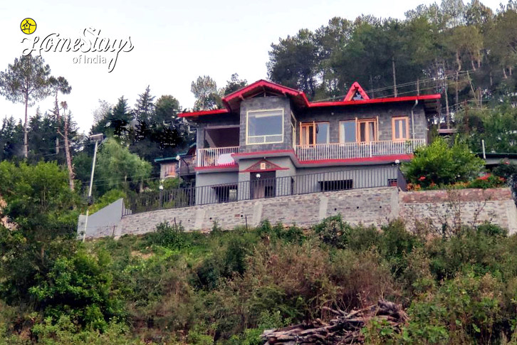 Exterior-Peaceful-Mountain-Homestay-Majkhali-Ranikhet