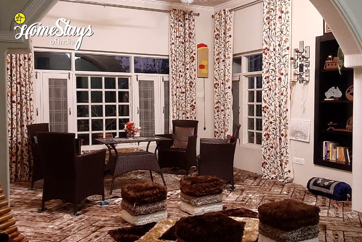 Livingroom-3-Smile and Shine Homestay-Srinagar